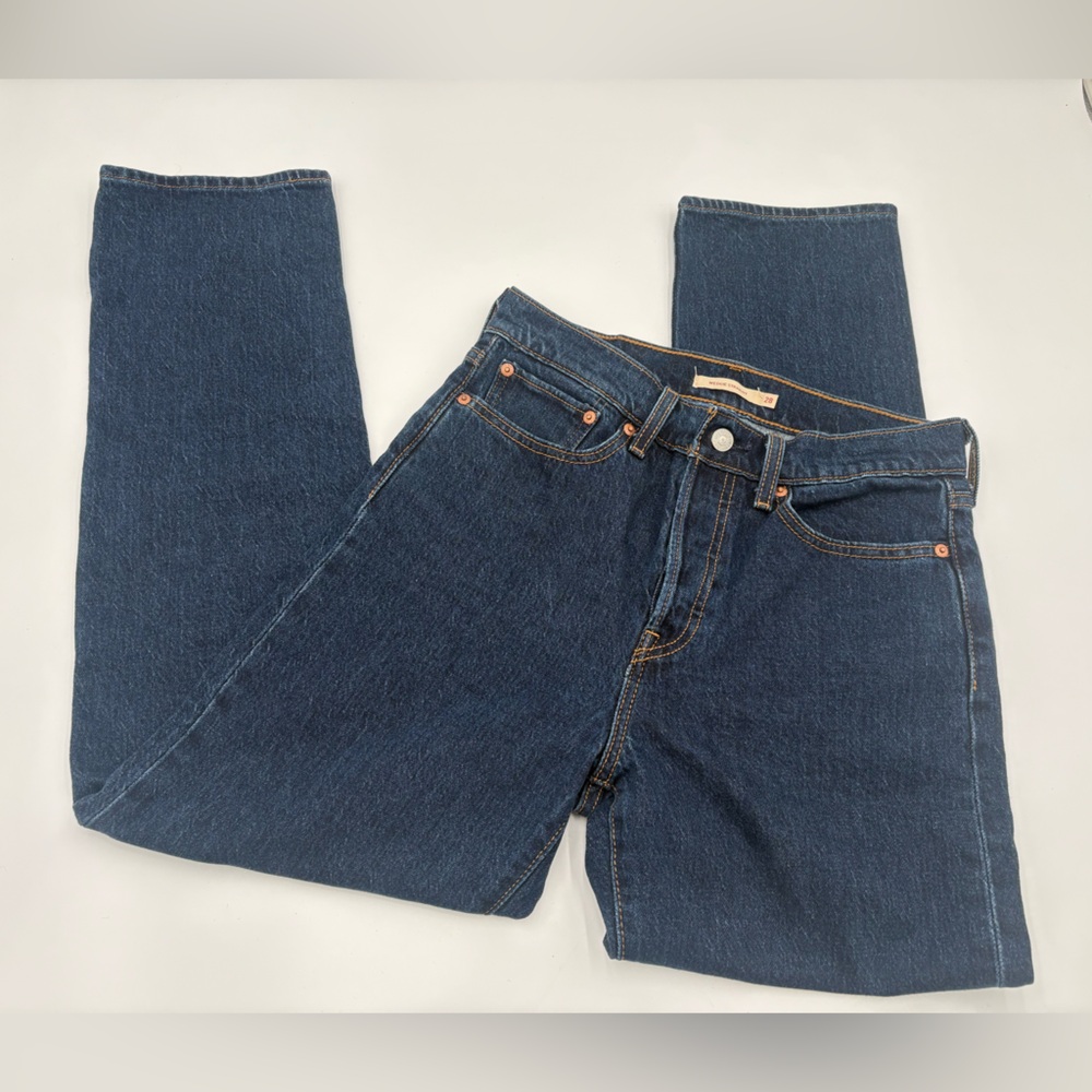 Levi’s Wedgie‎ Straight Jeans Women’s 28 Dark Wash Button Fly High Rise